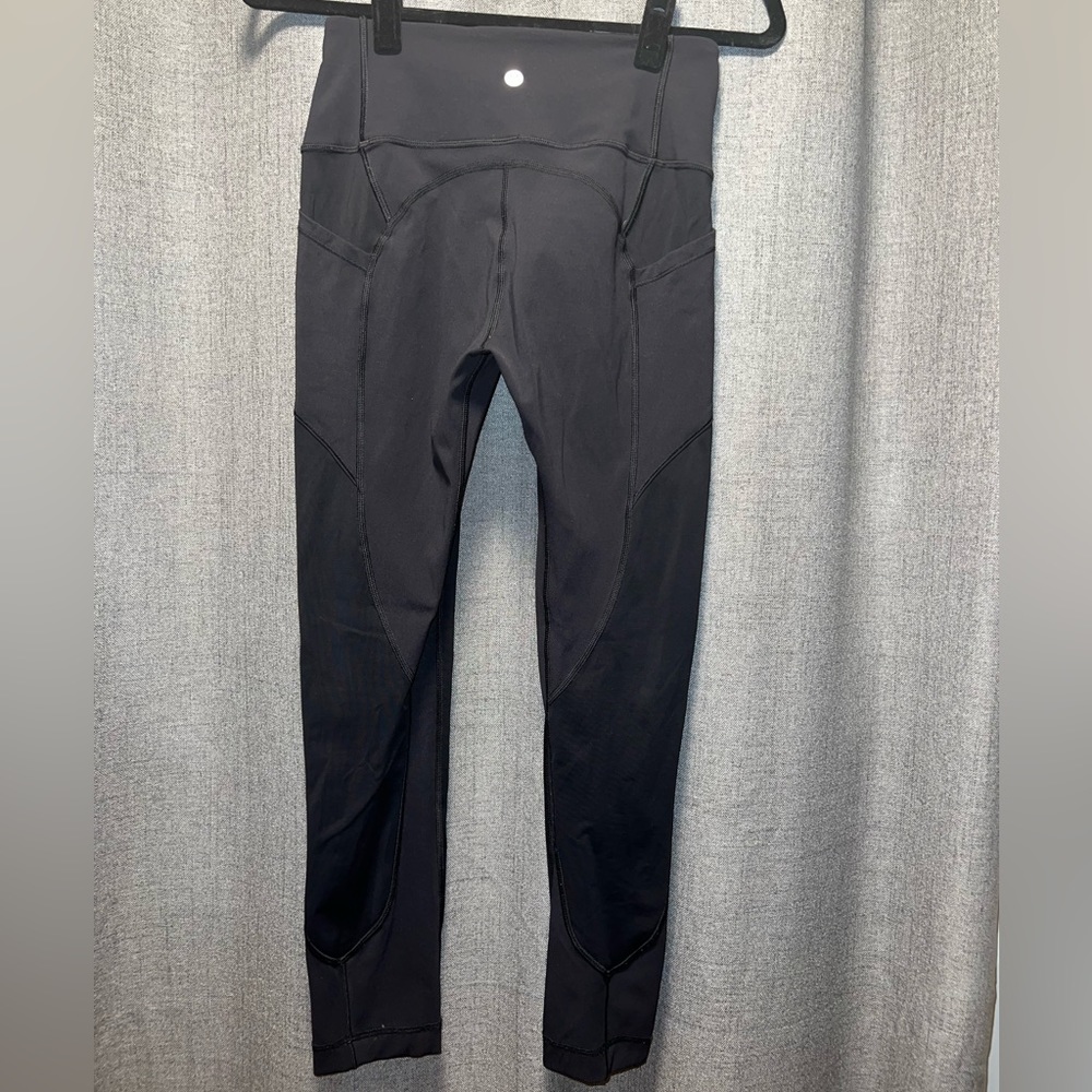 Lululemon leggings with pockets